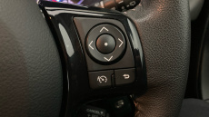Toyota Yaris 1.5 VVT-i Icon Tech 5dr Petrol Hatchback